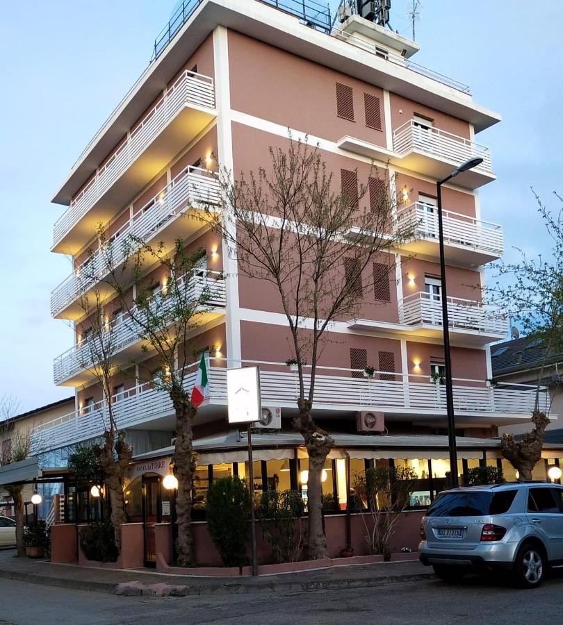 Hotel La Torre Cervia Exterior foto